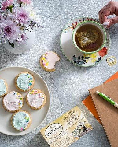 Twinings Chamomile, Honey & Vanilla Soothing Herbal Tea Bags - 20/Box(6/CASE)