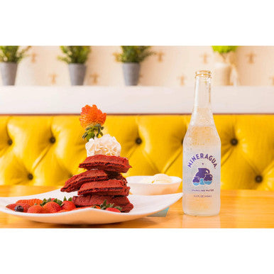 Jarritos Mineragua 370ml Sparkling Water Glass- 24/Case - Canadian Made