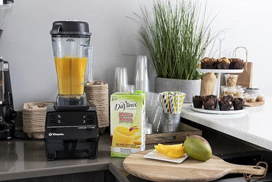 DaVinci Gourmet 64 fl. oz. Elevate Mango Mania Real Fruit Smoothie Mix (6/Case)